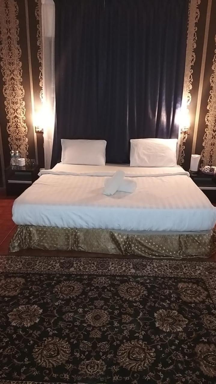 Green Town Hotel And Resort ポートディクソン エクステリア 写真
